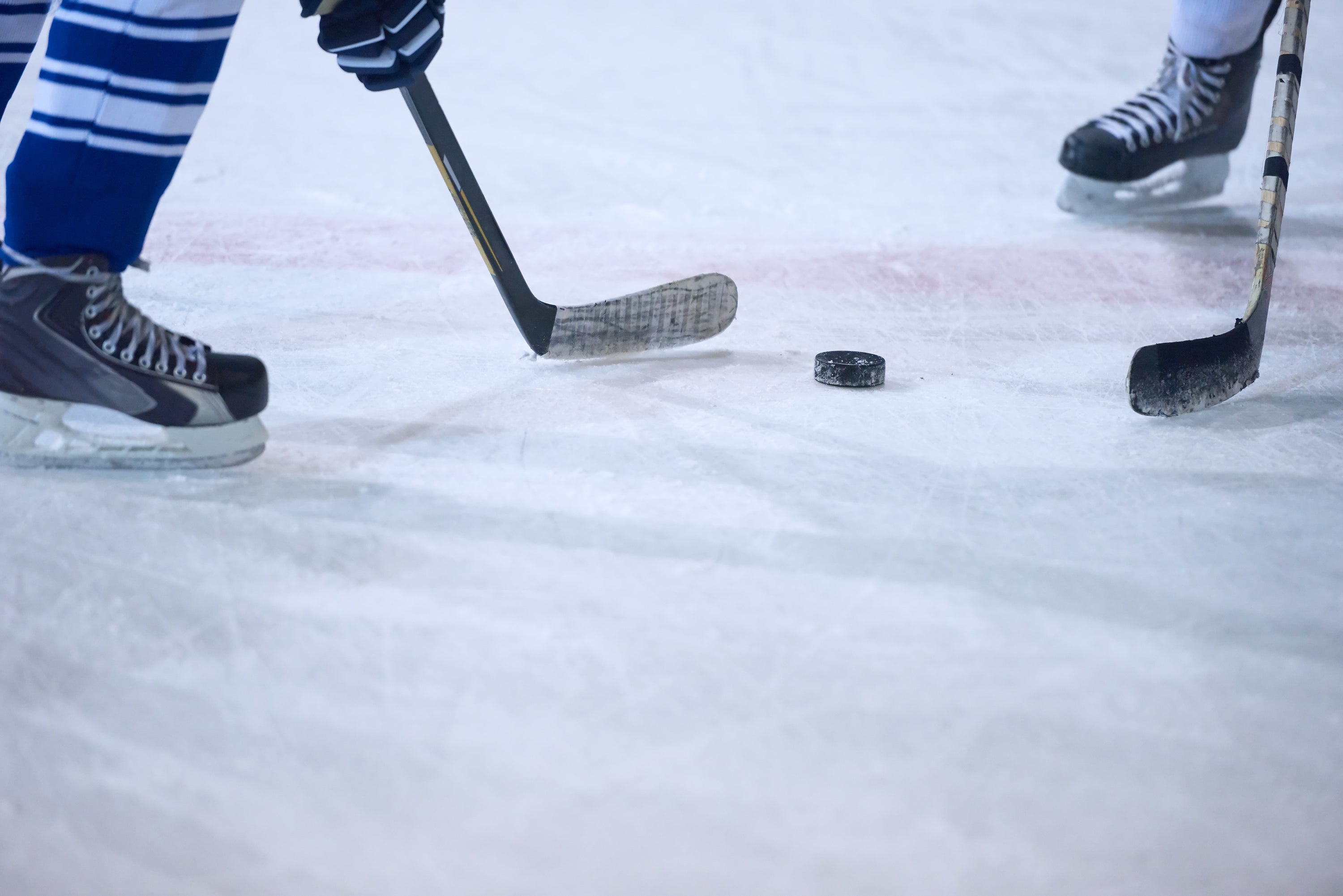 ice hockey faceoff